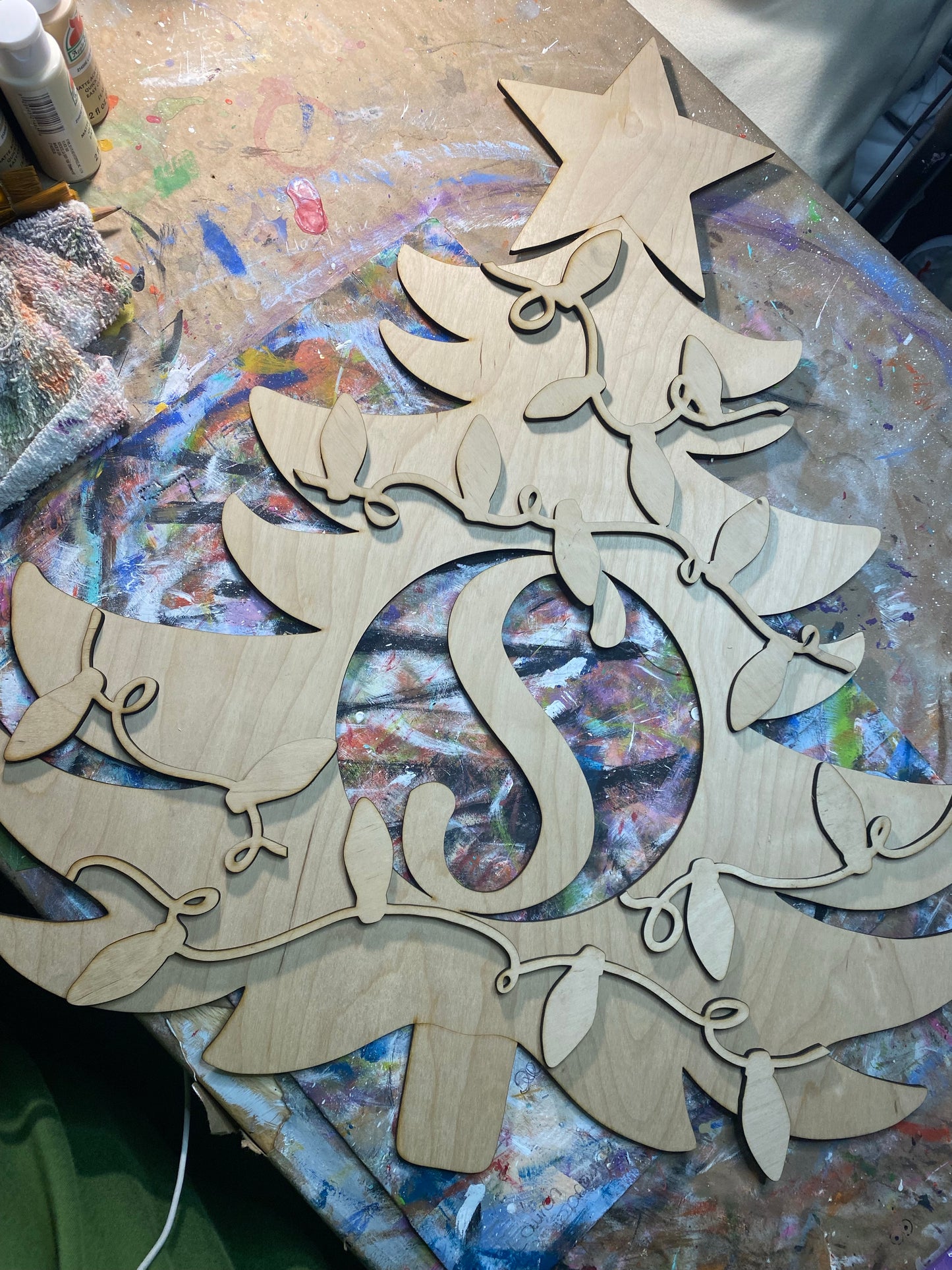 Blank Christmas Tree Hanger w/ 3D String of Lights and Initial
