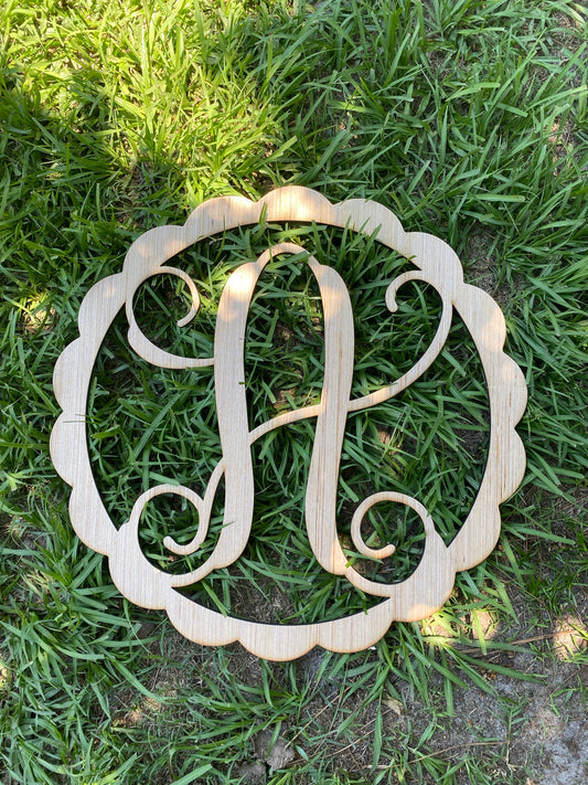 21” Scallop Initial